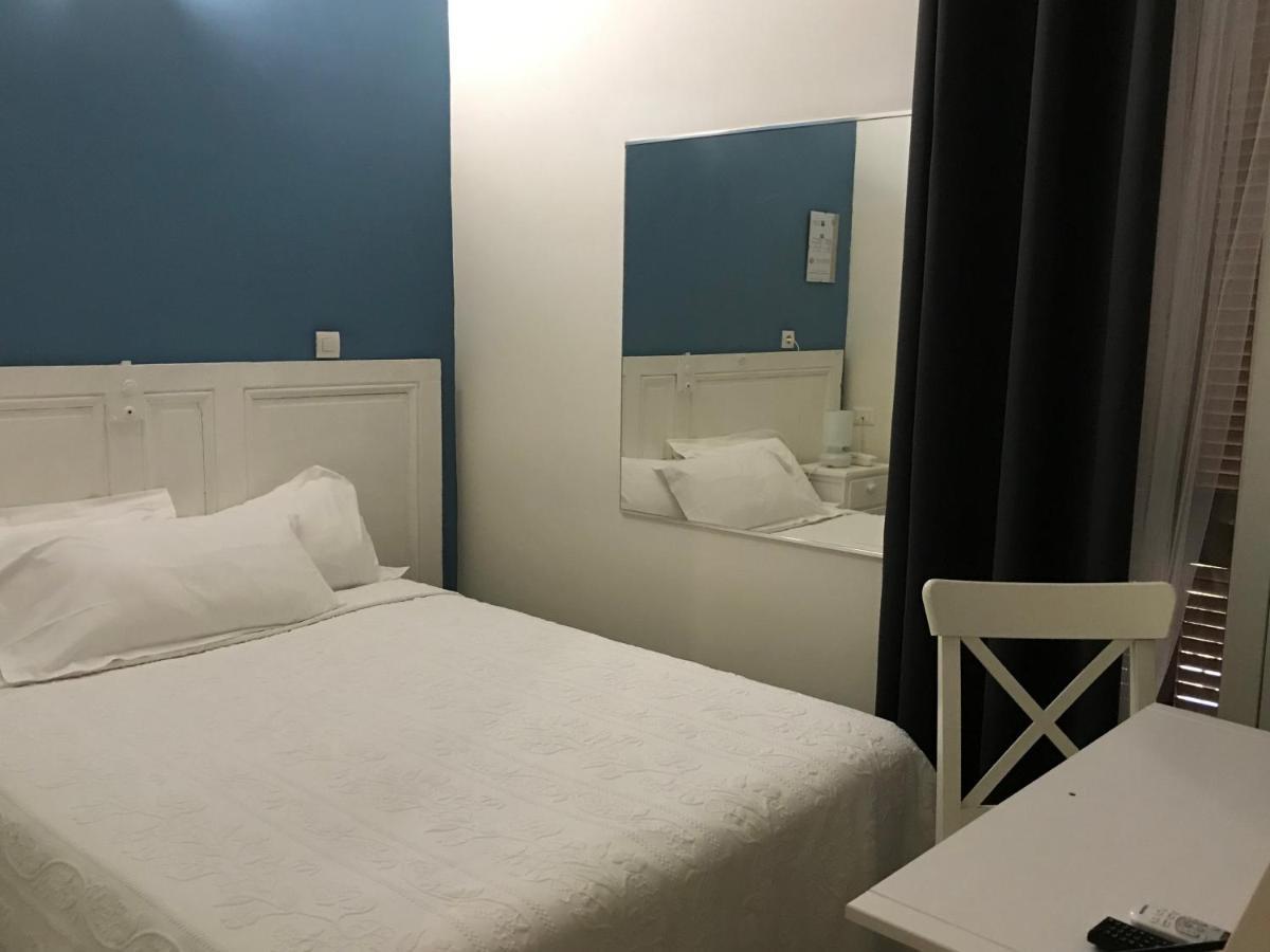 Azur Hotel Beausoleil Exteriör bild