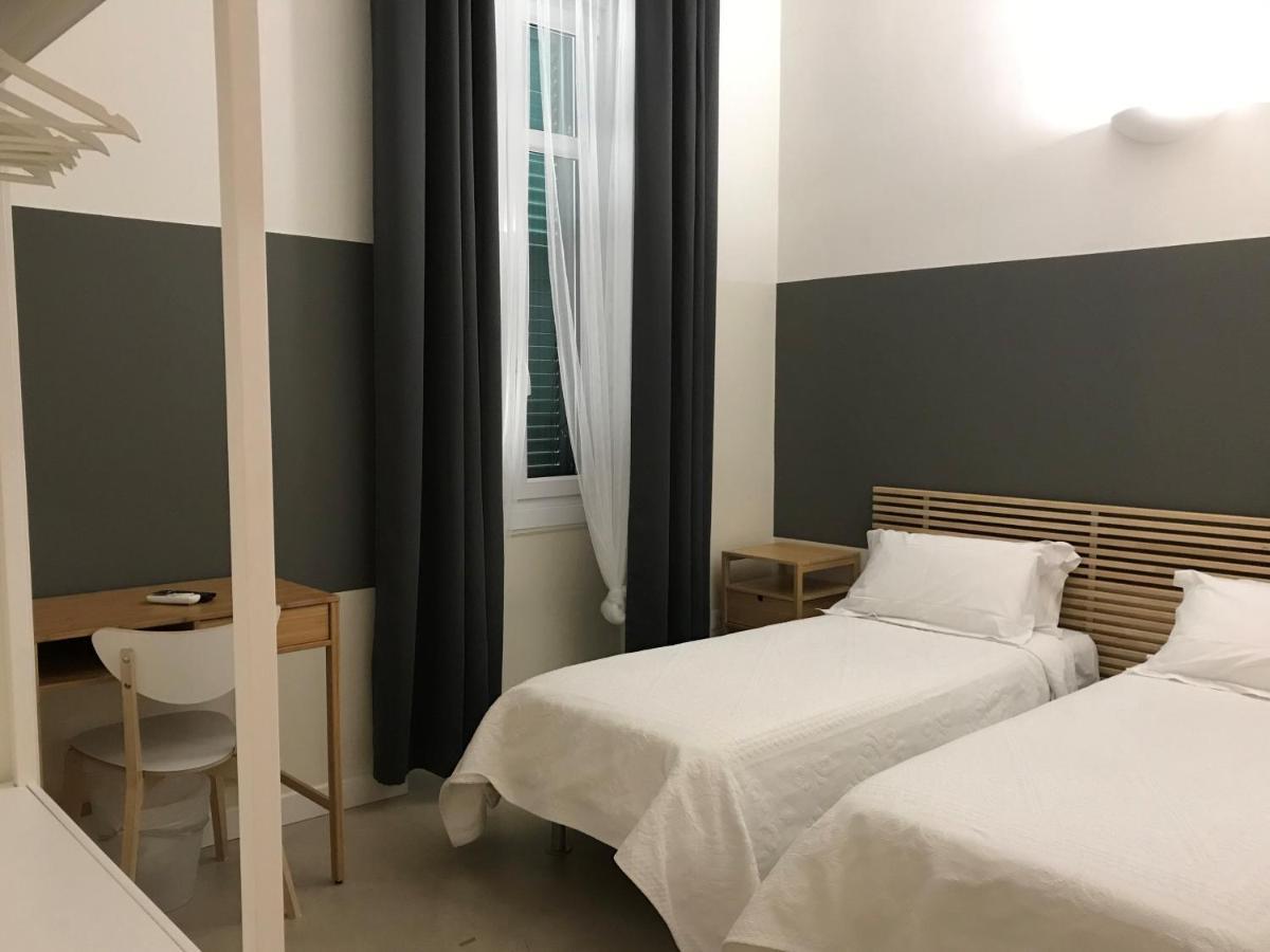 Azur Hotel Beausoleil Exteriör bild